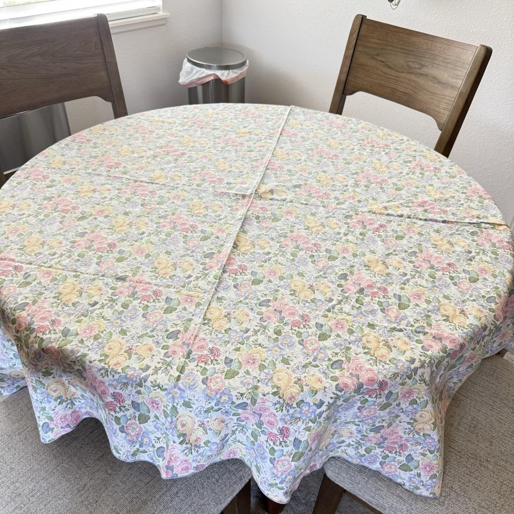 Vintage Laura Ashley Oval Tablecloth Cottagecore Floral Rose Chintz 76 x 56 - Picture 16 of 16